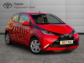 Toyota AYGO 1.0 VVT-i x-play Hatchback 5dr Petrol Manual Euro 6 (68 ps)