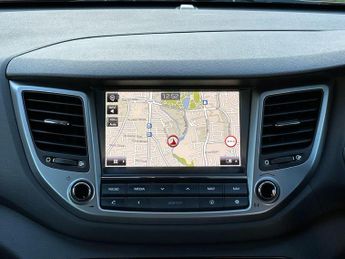 Hyundai TUCSON 1.7 CRDi Blue Drive Premium DCT Euro 6 (s/s) 5dr