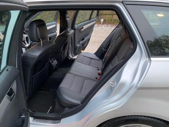 Mercedes-Benz C Class 2.1 C220 CDI BlueEfficiency Sport Edition 125 G-Tronic+ Euro 5 (