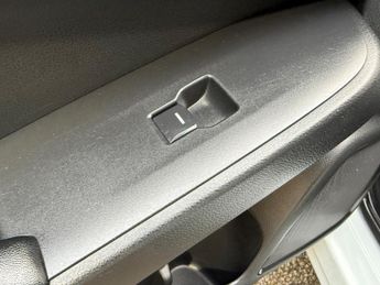Honda HR-V 1.5 h i-MMD Elegance CVT Euro 6 (s/s) 5dr