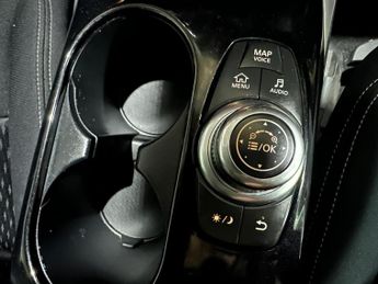 Infiniti Q30 1.5d SE (Business) Hatchback 5dr Diesel DCT Euro 6 (s/s) (109 ps