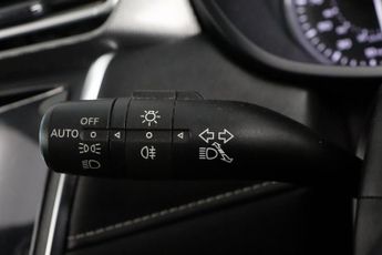 MG MG5 61.1kWh Excite Long Range Auto 5dr