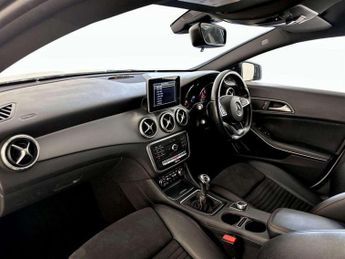 Mercedes-Benz CLA 1.6 CLA180 AMG Line Coupe Euro 6 (s/s) 4dr