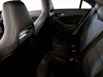 Mercedes-Benz CLA 1.6 CLA180 AMG Line Coupe Euro 6 (s/s) 4dr