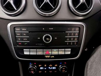 Mercedes-Benz CLA 1.6 CLA180 AMG Line Coupe Euro 6 (s/s) 4dr