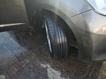 Honda Jazz 1.4 i-VTEC ES Plus CVT Euro 5 5dr