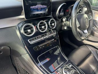 MERCEDES-BENZ GLC 2.1 GLC220d AMG Line (Premium) SUV 5dr Diesel G-Tronic 4MATIC Eu