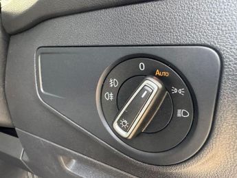 VOLKSWAGEN TIGUAN 2.0 TDI BlueMotion Tech R-Line SUV 5dr Diesel DSG 4Motion Euro 6