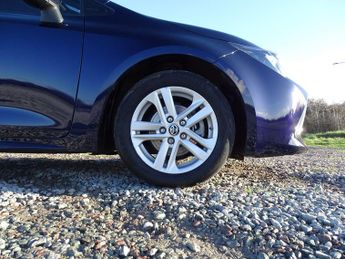 Toyota Corolla 1.8 VVT-h Icon CVT Euro 6 (s/s) 5dr
