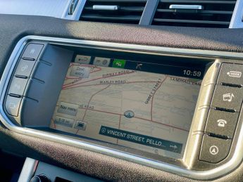 Land Rover Range Rover Evoque 2.0 TD4 HSE Dynamic Auto 4WD Euro 6 (s/s) 5dr