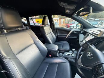 Toyota RAV4 2.5 VVT-h Excel CVT 4WD Euro 6 (s/s) 5dr (Safety Sense, Nav)