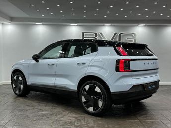 Volvo EX30 Twin Performance 69kWh Plus Auto AWD 5dr