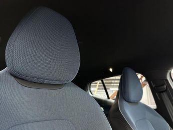 Volvo EX30 Twin Performance 69kWh Plus Auto AWD 5dr