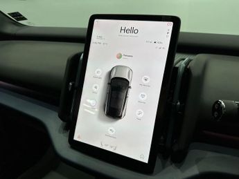 Volvo EX30 Twin Performance 69kWh Plus Auto AWD 5dr