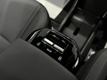 Volvo EX30 Twin Performance 69kWh Plus Auto AWD 5dr