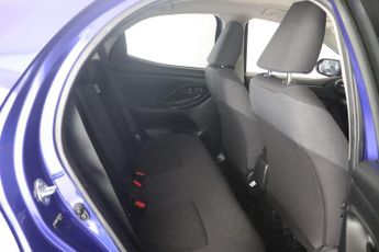 Toyota Yaris 1.5 VVT-h Design E-CVT Euro 6 (s/s) 5dr