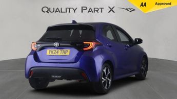 Toyota Yaris 1.5 VVT-h Design E-CVT Euro 6 (s/s) 5dr