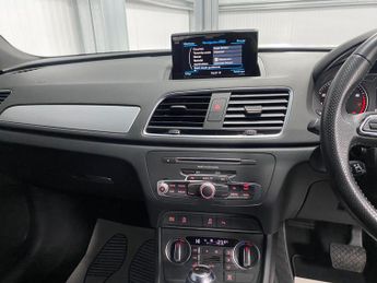 Audi Q3 1.4 TFSI CoD S line Edition S Tronic Euro 6 (s/s) 5dr