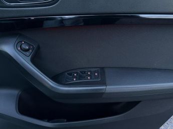 SEAT Ateca 1.5 TSI EVO FR DSG Euro 6 (s/s) 5dr