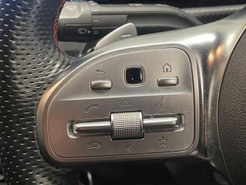 Mercedes-Benz CLA 2.0 CLA220 AMG Line Coupe 7G-DCT Euro 6 (s/s) 4dr