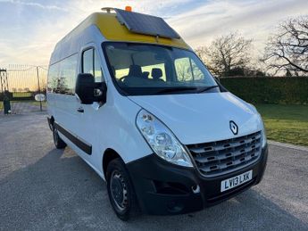 Renault Master 2.3 dCi 35 FWD MWB High Roof Euro 5 5dr