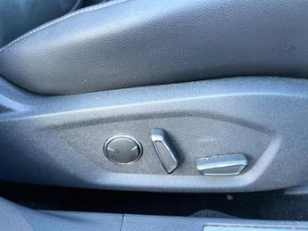 Ford Mondeo 2.0T EcoBoost Titanium Hatchback 5dr Petrol Auto Euro 6 (s/s) (2