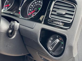 Volkswagen Golf 1.4 TSI BlueMotion Tech ACT R-Line Edition DSG Euro 6 (s/s) 5dr