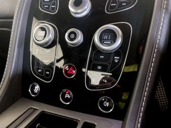 Aston Martin Vantage 4.7 V8 Sportshift II Euro 6 2dr