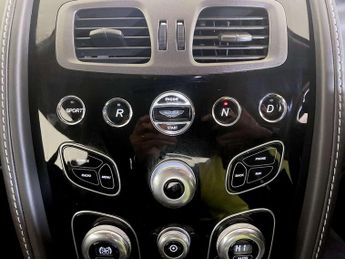 Aston Martin Vantage 4.7 V8 Sportshift II Euro 6 2dr