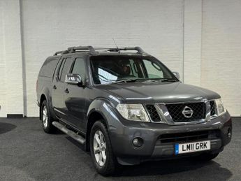 Nissan Navara 2.5 dCi Tekna Auto 4WD Euro 4 4dr
