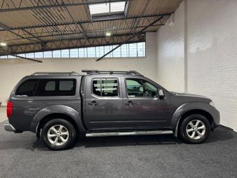 Nissan Navara 2.5 dCi Tekna Auto 4WD Euro 4 4dr