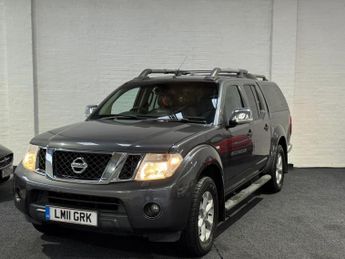 Nissan Navara 2.5 dCi Tekna Auto 4WD Euro 4 4dr