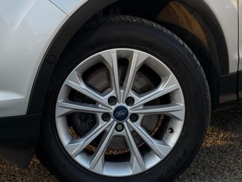 Ford Kuga 1.5T EcoBoost Titanium Auto AWD Euro 6 (s/s) 5dr