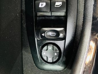 Peugeot 208 1.4 e-HDi Active EGC Euro 5 (s/s) 5dr