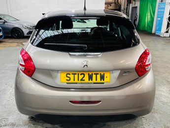 Peugeot 208 1.4 e-HDi Active EGC Euro 5 (s/s) 5dr