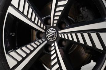 MG MG ZS 44.5kWh Exclusive Auto 5dr