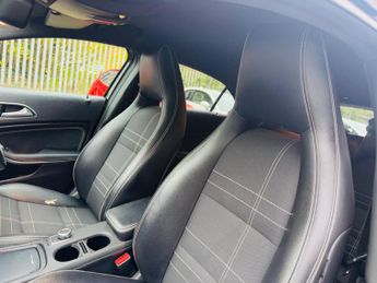 Mercedes-Benz A Class 1.6 A180 Sport Hatchback 5dr Petrol 7G-DCT Euro 6 (s/s) (122 ps)