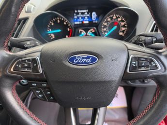 Ford Kuga 1.5 TDCi ST-Line Powershift Euro 6 (s/s) 5dr