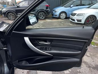BMW 3 Series 3.0 330d M Sport Touring Auto xDrive Euro 5 (s/s) 5dr