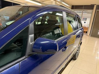 Vauxhall Zafira 1.6 16V Exclusiv Euro 5 5dr