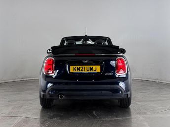 MINI Convertible 1.5 Cooper Exclusive Steptronic Euro 6 (s/s) 2dr