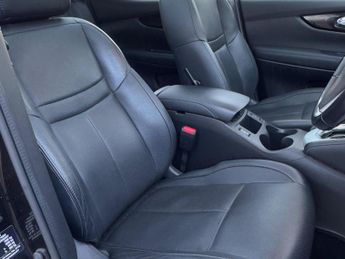 Nissan Qashqai 1.2 DIG-T Tekna XTRON 2WD Euro 6 (s/s) 5dr