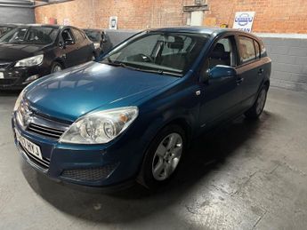 Vauxhall Astra 1.4i 16v Club 5dr