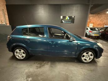 Vauxhall Astra 1.4i 16v Club 5dr