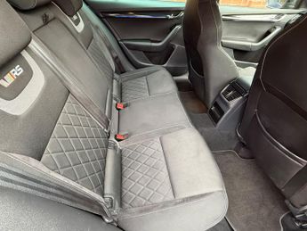 Skoda Octavia 2.0 TDI vRS DSG 4WD Euro 6 (s/s) 5dr