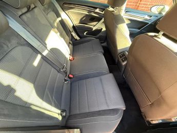 Volkswagen Golf 2.0 TSI R DSG 4Motion Euro 6 (s/s) 5dr