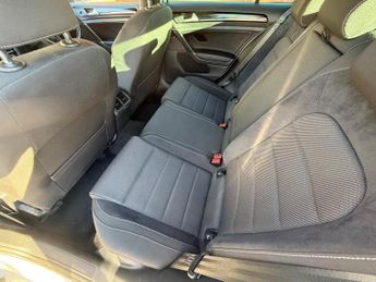 Volkswagen Golf 2.0 TSI R DSG 4Motion Euro 6 (s/s) 5dr