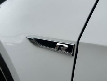 Volkswagen Golf 2.0 TSI R DSG 4Motion Euro 6 (s/s) 5dr