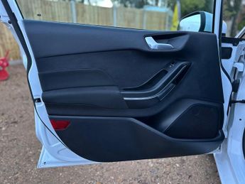 Ford Fiesta 1.0T EcoBoost Zetec Auto Euro 6 (s/s) 5dr