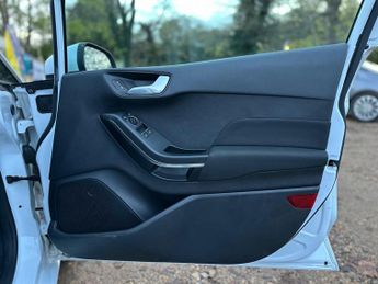 Ford Fiesta 1.0T EcoBoost Zetec Auto Euro 6 (s/s) 5dr